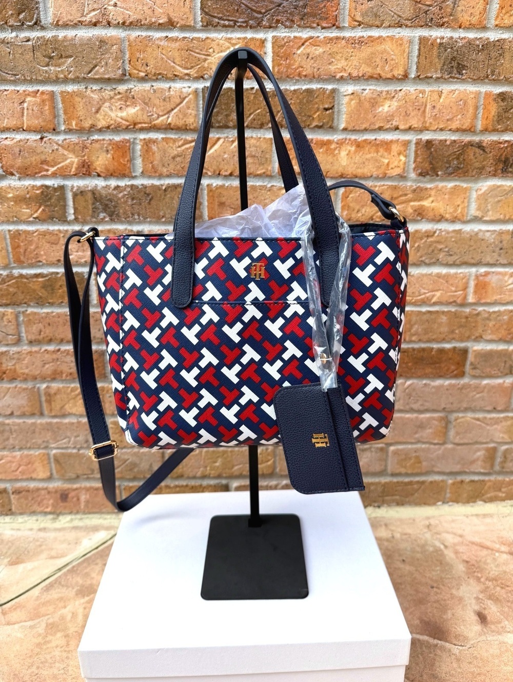 Tommy Hilfiger TH Monogram Tote Crossbody Bag & Card Holder NWT